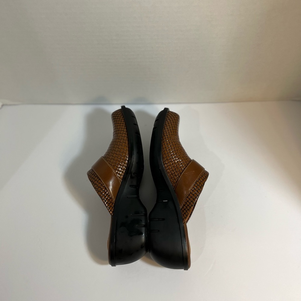 Clarks Artisan Collection Beige Leather Mule Slip-on Heel Shoe Women Size 8M - Picture 7 of 16